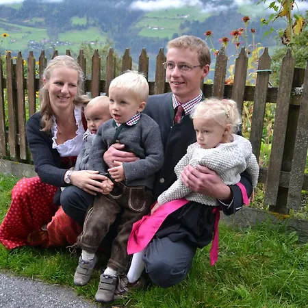 Bauernhof Grussberggut Farma