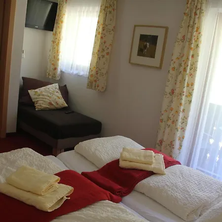 Farm stay Bauernhof Grussberggut Bad Hofgastein